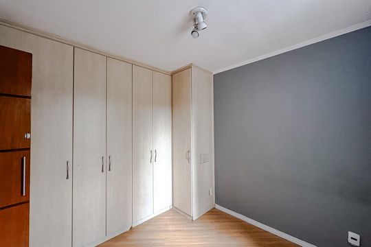 Quarto 1 de apartamento para alugar com 2 quartos, 55m² em Brás, São Paulo