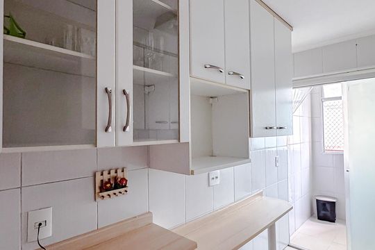 Cozinha de apartamento para alugar com 2 quartos, 55m² em Brás, São Paulo