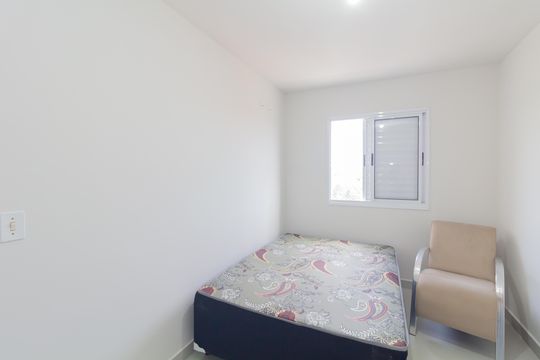Quarto 2 de apartamento para alugar com 2 quartos, 48m² em Itaquera, São Paulo