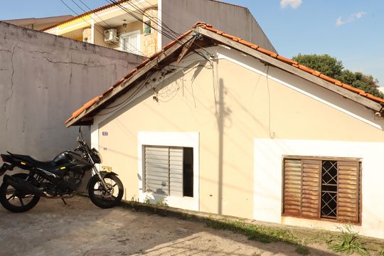 Casa à venda com 2 quartos, 320m² em Vila Santa Clara, São Paulo