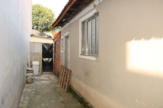 Casa à venda com 2 quartos, 320m² em Vila Santa Clara, São Paulo