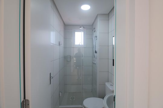 Banheiro de apartamento para alugar com 2 quartos, 49m² em Harmonia, Canoas
