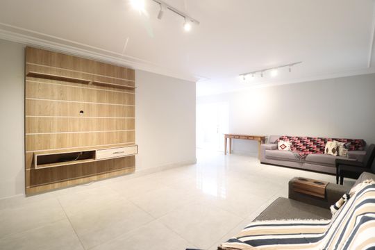Casa para alugar com 3 quartos, 180m² em Umuarama, Uberlândia