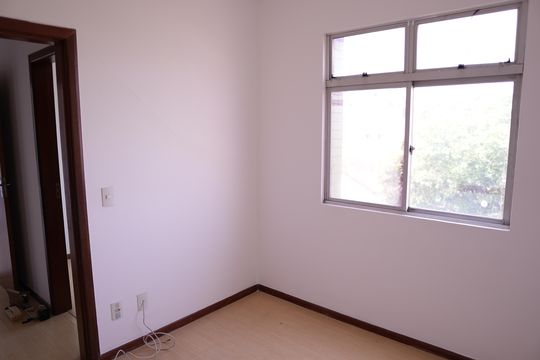 Quarto 2 de apartamento para alugar com 3 quartos, 76m² em Alto Caiçaras, Belo Horizonte