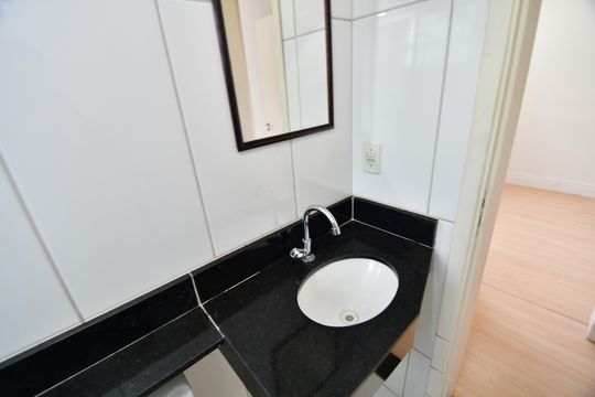 Banheiro de apartamento para alugar com 2 quartos, 50m² em Jardim Boa Esperança, Campinas