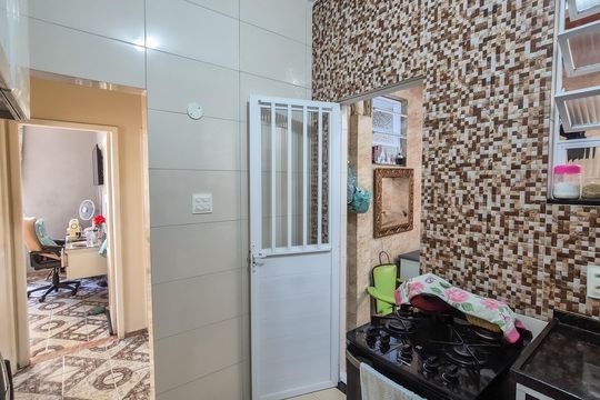 Casa à venda com 2 quartos, 60m² em Olaria, Rio de Janeiro