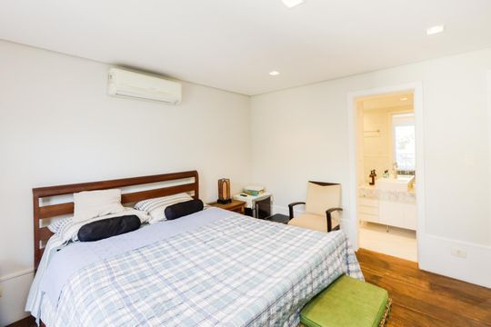 Casa de Condomínio à venda com 3 quartos, 379m² em Campo Belo, São Paulo