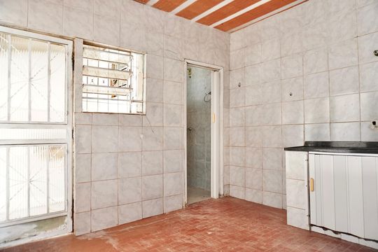 Cozinha de casa para alugar com 2 quartos, 72m² em Sagrada Família, Belo Horizonte