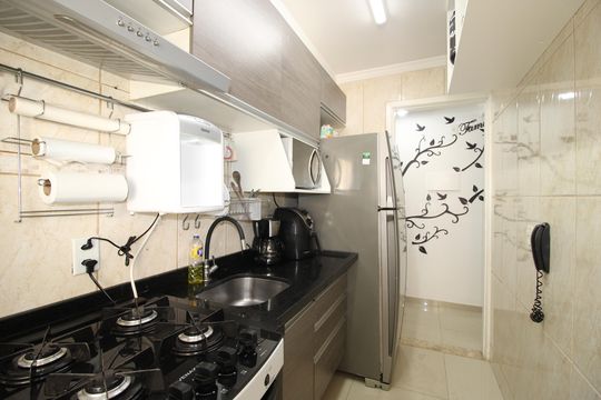 Cozinha de apartamento para alugar com 2 quartos, 40m² em Colônia (zona Leste), São Paulo