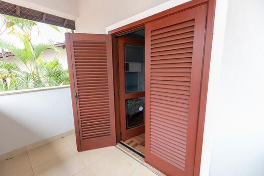SUITE Nº 3 de casa de condomínio à venda com 3 quartos, 628m² em Cidade Universitária, Campinas