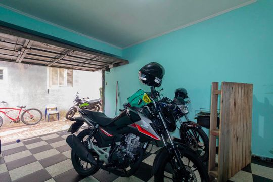 Casa à venda com 3 quartos, 100m² em Vila Nova Teresa, São Paulo