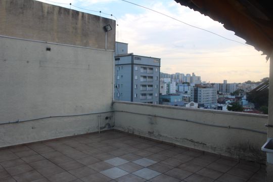 Quintal de apartamento para alugar com 2 quartos, 140m² em Santa Maria, São Caetano do Sul