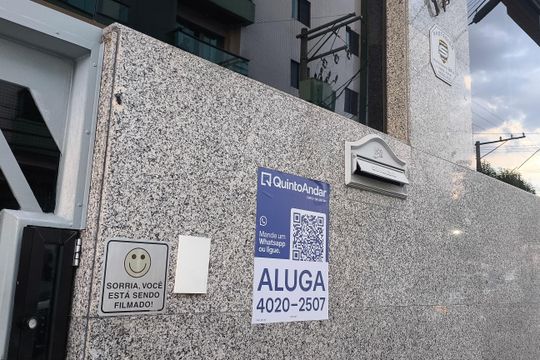 Placa de apartamento para alugar com 2 quartos, 140m² em Santa Maria, São Caetano do Sul