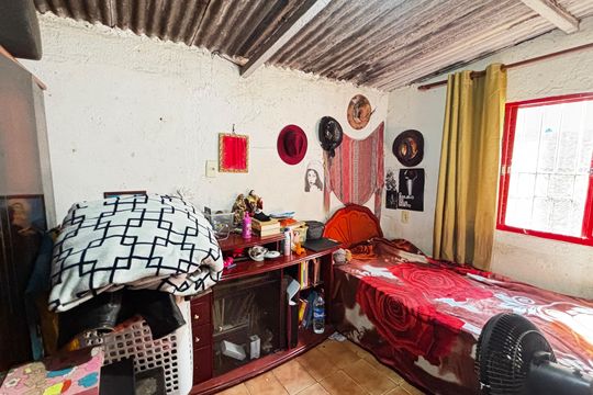 Quarto 2 de casa à venda com 4 quartos, 250m² em Vila Helena, Santo André
