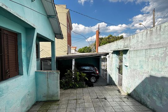 Quintal de casa à venda com 4 quartos, 250m² em Vila Helena, Santo André