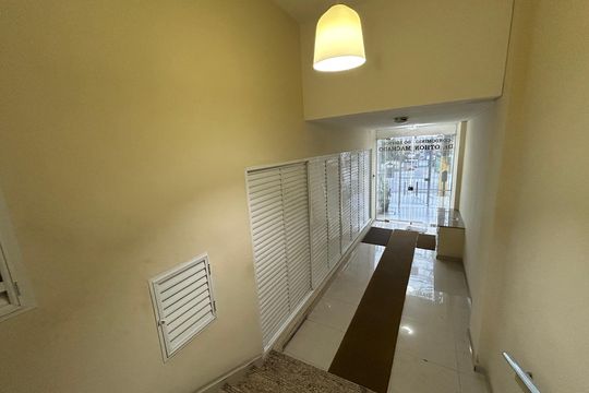 Hall de entrada de apartamento à venda com 2 quartos, 80m² em Inhaúma, Rio de Janeiro