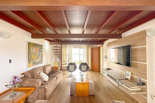 Sala de casa para alugar com 4 quartos, 250m² em Estreito, Florianópolis