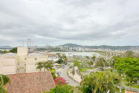 Vista da Varanda de casa para alugar com 4 quartos, 250m² em Estreito, Florianópolis