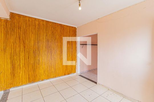 Sala de casa à venda com 2 quartos, 250m² em Conceicao, Osasco