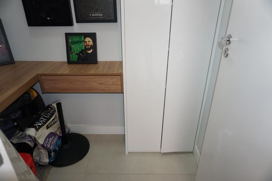 Escritório de apartamento para alugar com 2 quartos, 87m² em Jardim Branca Flor, Embu das Artes