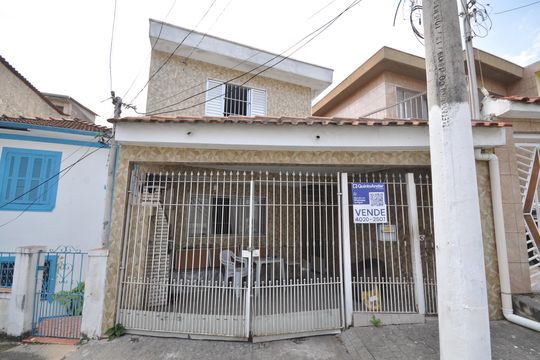 Fachada de casa à venda com 2 quartos, 106m² em Vila Isolina Mazzei, São Paulo
