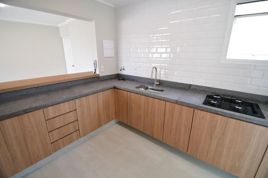 Cozinha de apartamento à venda com 2 quartos, 72m² em Jardim Proença, Campinas