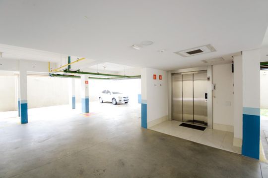 Garagem de apartamento para alugar com 2 quartos, 52m² em Parque Jurema, Guarulhos