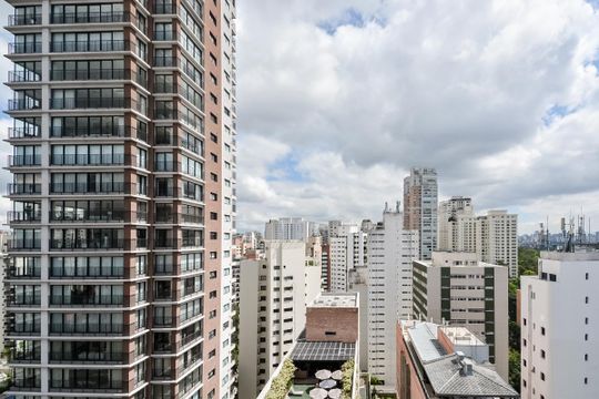 Apartamento à venda com 3 quartos, 153m² em Indianópolis, São Paulo