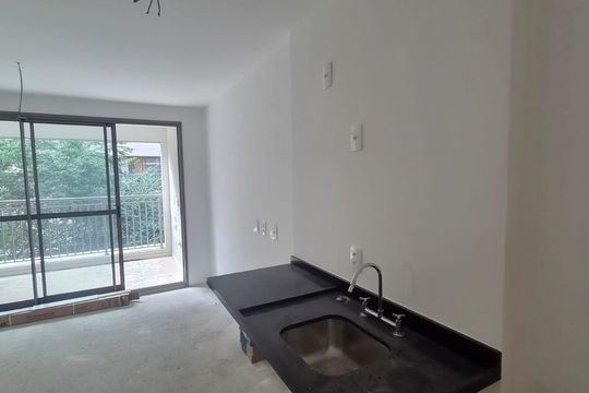 Cozinha de apartamento à venda com 1 quarto, 26m² em Pompeia, São Paulo