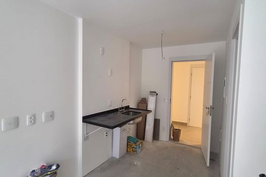 Cozinha de apartamento à venda com 1 quarto, 26m² em Pompeia, São Paulo