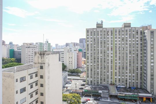 Varanda Vista de apartamento para alugar com 2 quartos, 42m² em Barra Funda, São Paulo