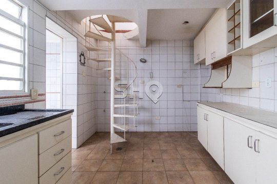 Casa de Condomínio à venda com 3 quartos, 90m² em Água Branca, São Paulo