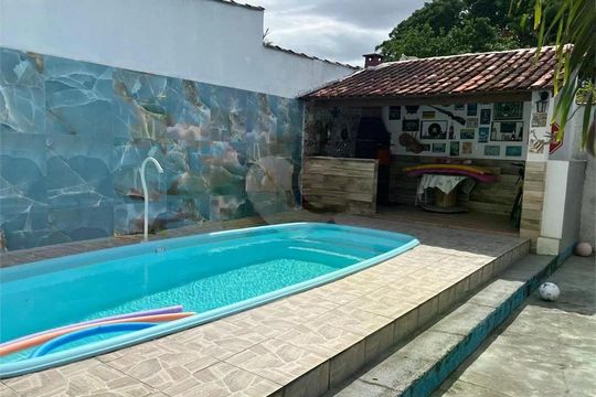 Casa à venda com 2 quartos, 310m² em Campo Grande, Rio de Janeiro