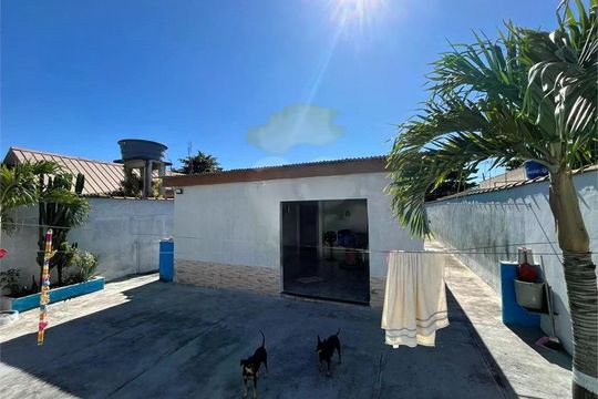 Casa à venda com 2 quartos, 310m² em Campo Grande, Rio de Janeiro
