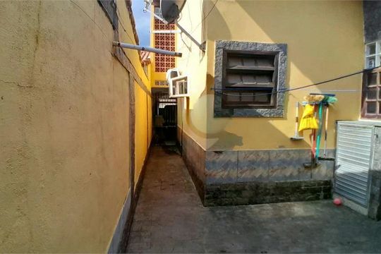 Casa à venda com 3 quartos, 152m² em Campo Grande, Rio de Janeiro