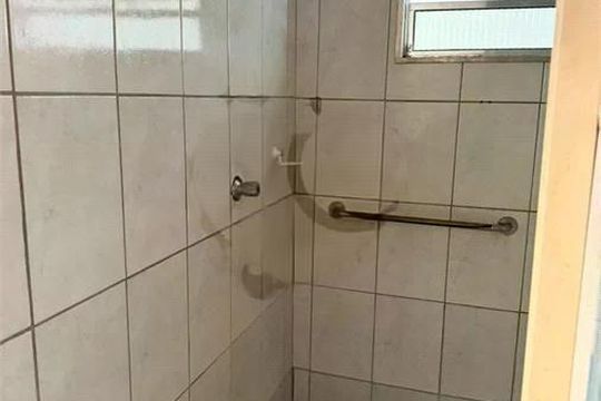 Casa à venda com 4 quartos, 152m² em Vila Zat, São Paulo