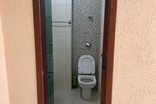 Banheiro de apartamento para alugar com 1 quarto, 48m² em Cambuci, São Paulo