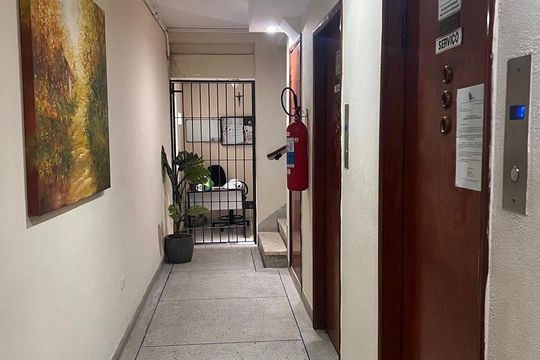 Área externa de apartamento para alugar com 1 quarto, 48m² em Cambuci, São Paulo