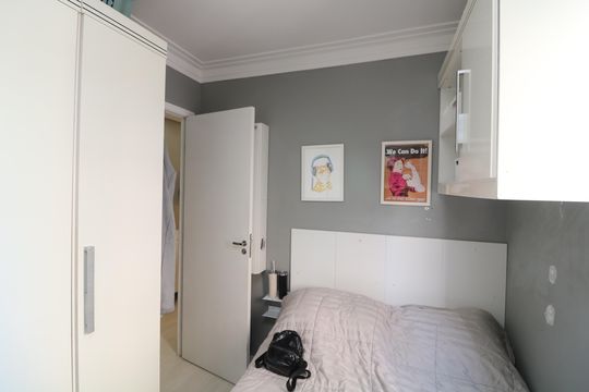 Quarto de apartamento à venda com 1 quarto, 35m² em Jardim Ibitirama, São Paulo