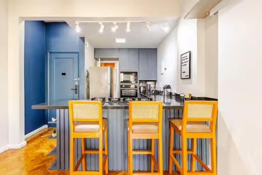 Cozinha de apartamento à venda com 4 quartos, 128m² em Copacabana, Rio de Janeiro