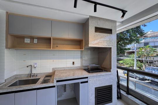 Varanda de apartamento para alugar com 3 quartos, 115m² em Recreio dos Bandeirantes, Rio de Janeiro
