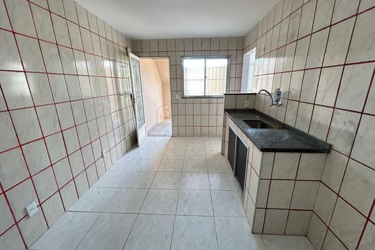 Cozinha de casa para alugar com 2 quartos, 70m² em Bento Ribeiro, Rio de Janeiro