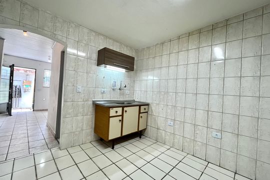 Cozinha de casa para alugar com 1 quarto, 50m² em Jabaquara, São Paulo