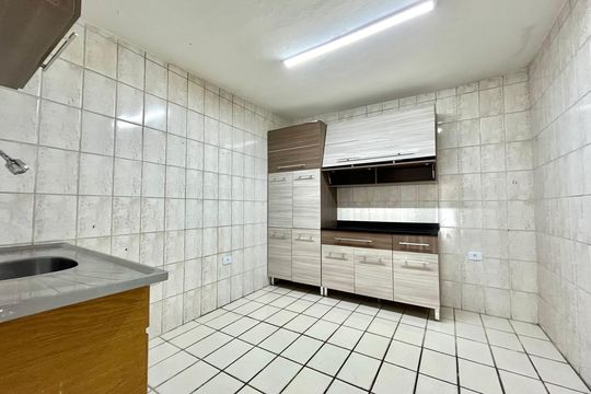 Cozinha de casa para alugar com 1 quarto, 50m² em Jabaquara, São Paulo