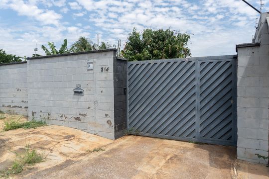 Fachada de casa à venda com 3 quartos, 330m² em Recanto Feliz, Paulínia