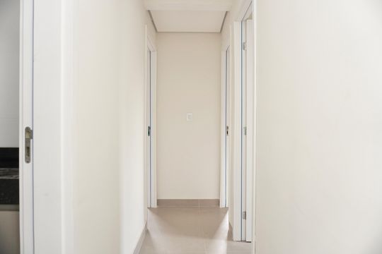 Corredor de apartamento à venda com 3 quartos, 117m² em Santa Tereza, Belo Horizonte