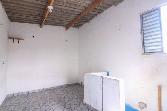 Casa à venda com 2 quartos, 50m² em Vila Margarida, São Paulo
