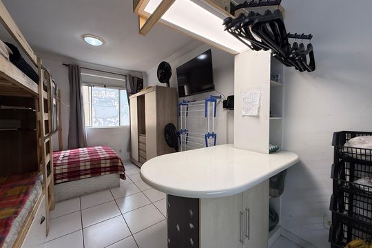 Kitnet/Studio à venda com 1 quarto, 25m² em Santa Ifigênia, São Paulo
