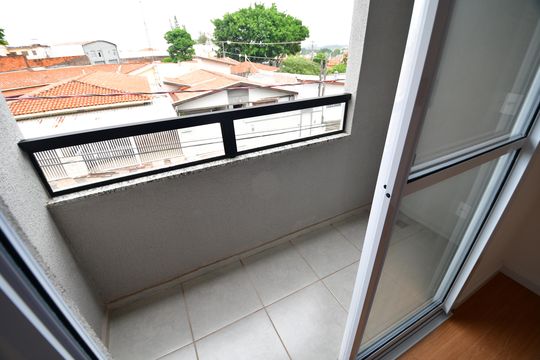 Sala - Sacada de apartamento para alugar com 2 quartos, 47m² em Jardim Eulina, Campinas