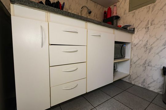 Cozinha - Armários de apartamento para alugar com 3 quartos, 62m² em Monsenhor Messias, Belo Horizonte